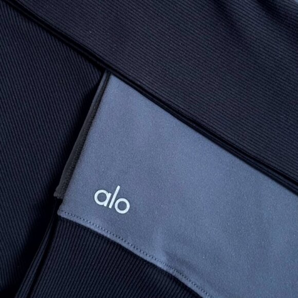 Alo Yoga Goddess Ribbed Dancer Leggings Gray Ribbed Long Foot Stirrup Style S - Picture 2 of 8